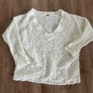 Free people oversized sweater size medium 🤍🤍